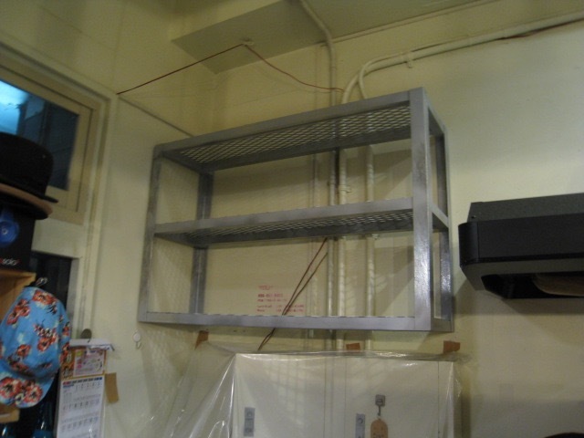 shelf8.jpg